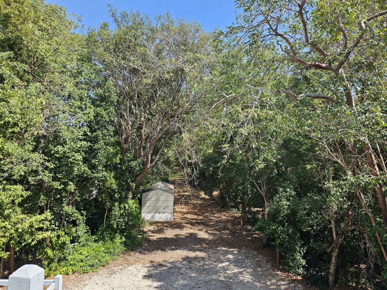 100693 Overseas Highway, Key Largo, FL 33037 Photo