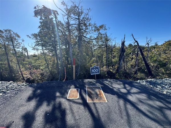 Lot 100 Sitka Pl, Ucluelet, BC V0R 3A0