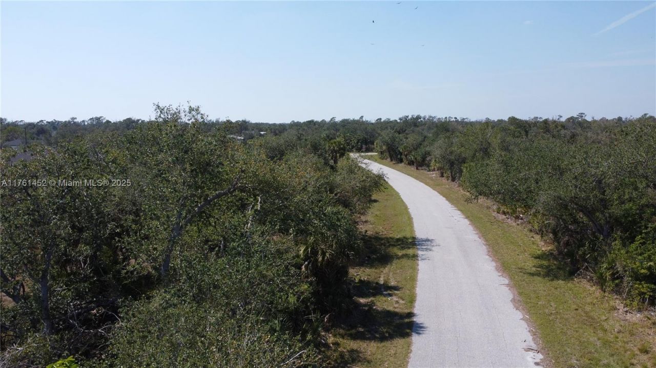 12133 Lenglen Ave, Port Charlotte, FL 33981 Photo