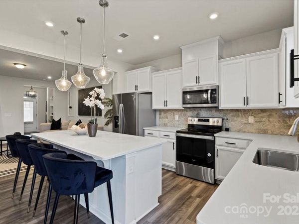 9042 Northfield Crossing Drive, Charlotte, NC 28269