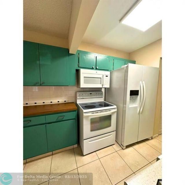 5190 E Sabal Palm Boulevard, Unit 201, Tamarac, FL 33319 Photo