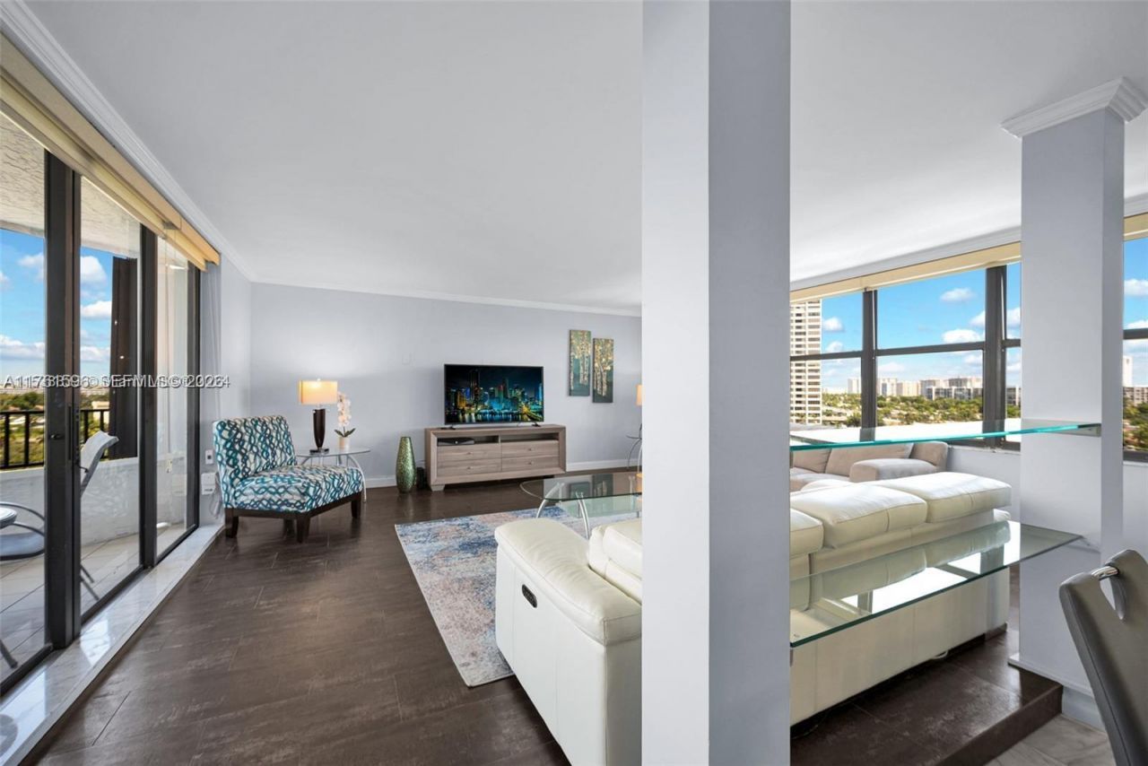 300 Three Islands Blvd, Unit 108, Hallandale Beach, FL 33009 Photo
