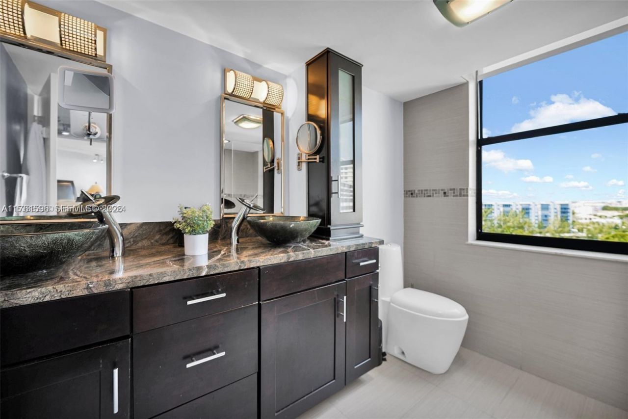 300 Three Islands Blvd, Unit 108, Hallandale Beach, FL 33009 Photo