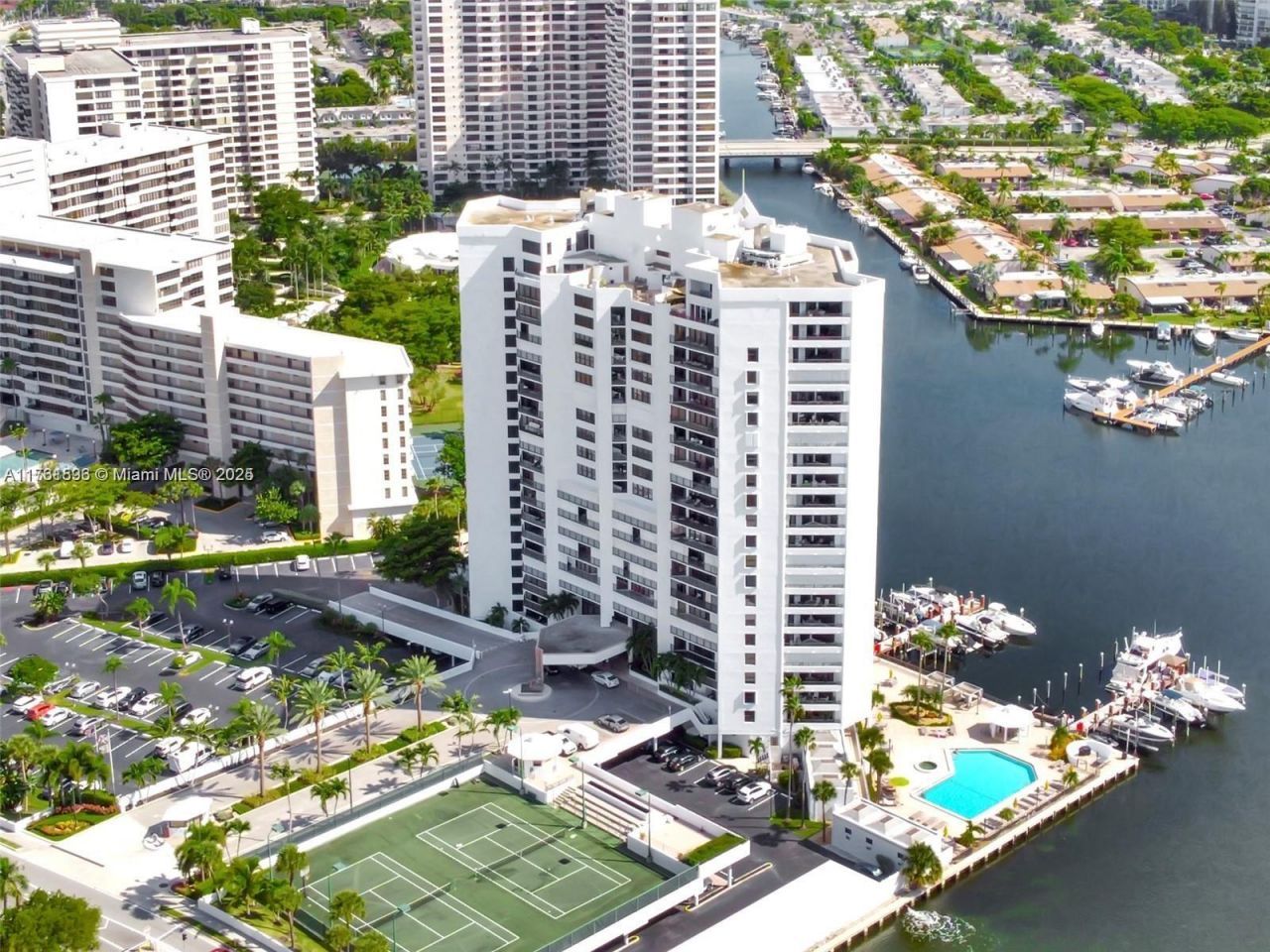 300 Three Islands Blvd, Unit 108, Hallandale Beach, FL 33009 Photo