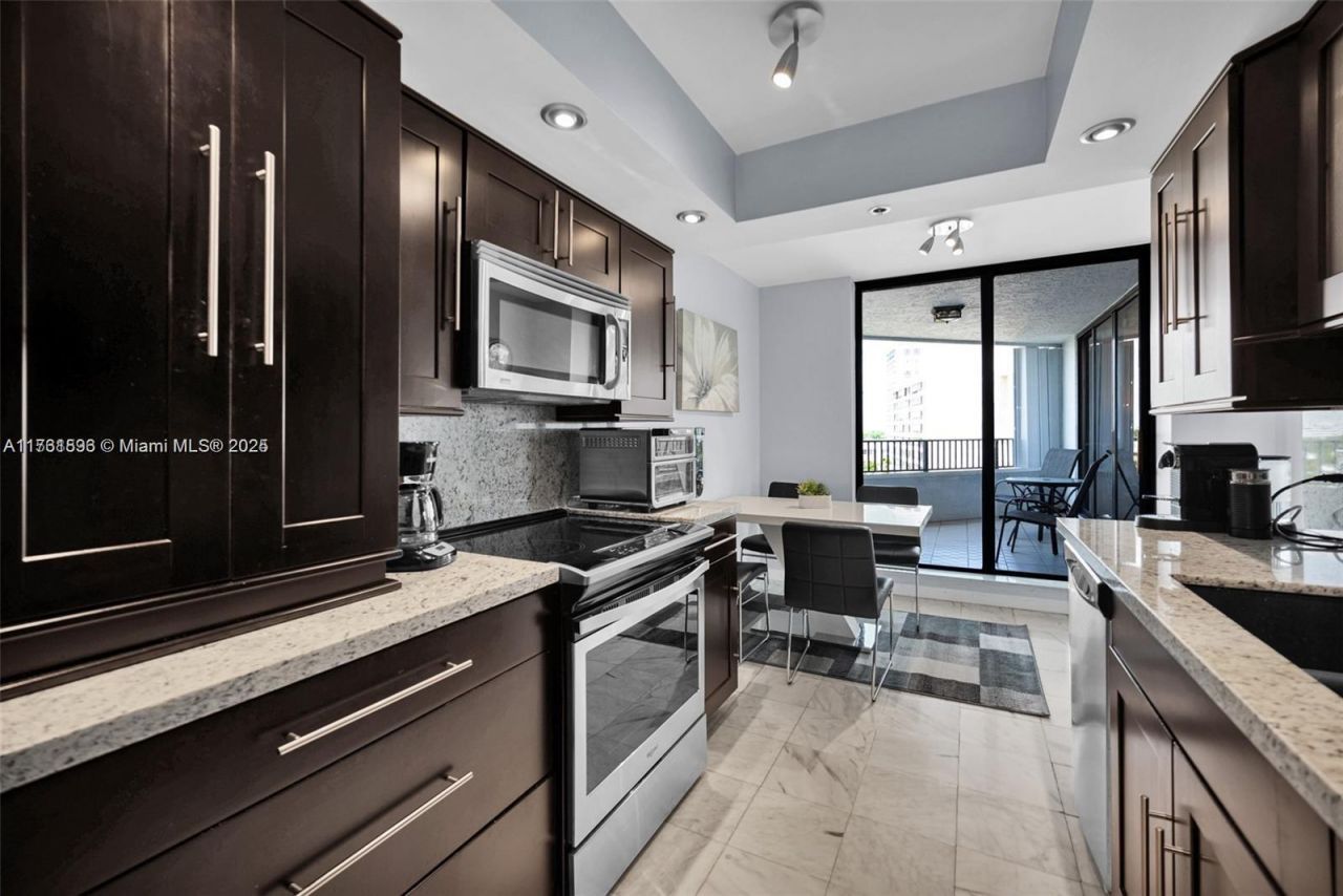 300 Three Islands Blvd, Unit 108, Hallandale Beach, FL 33009 Photo