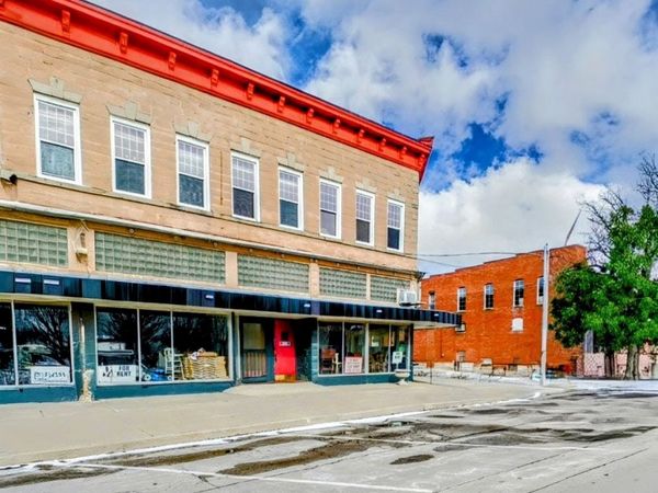 332 E Locust Street, Chatsworth, IL 60921