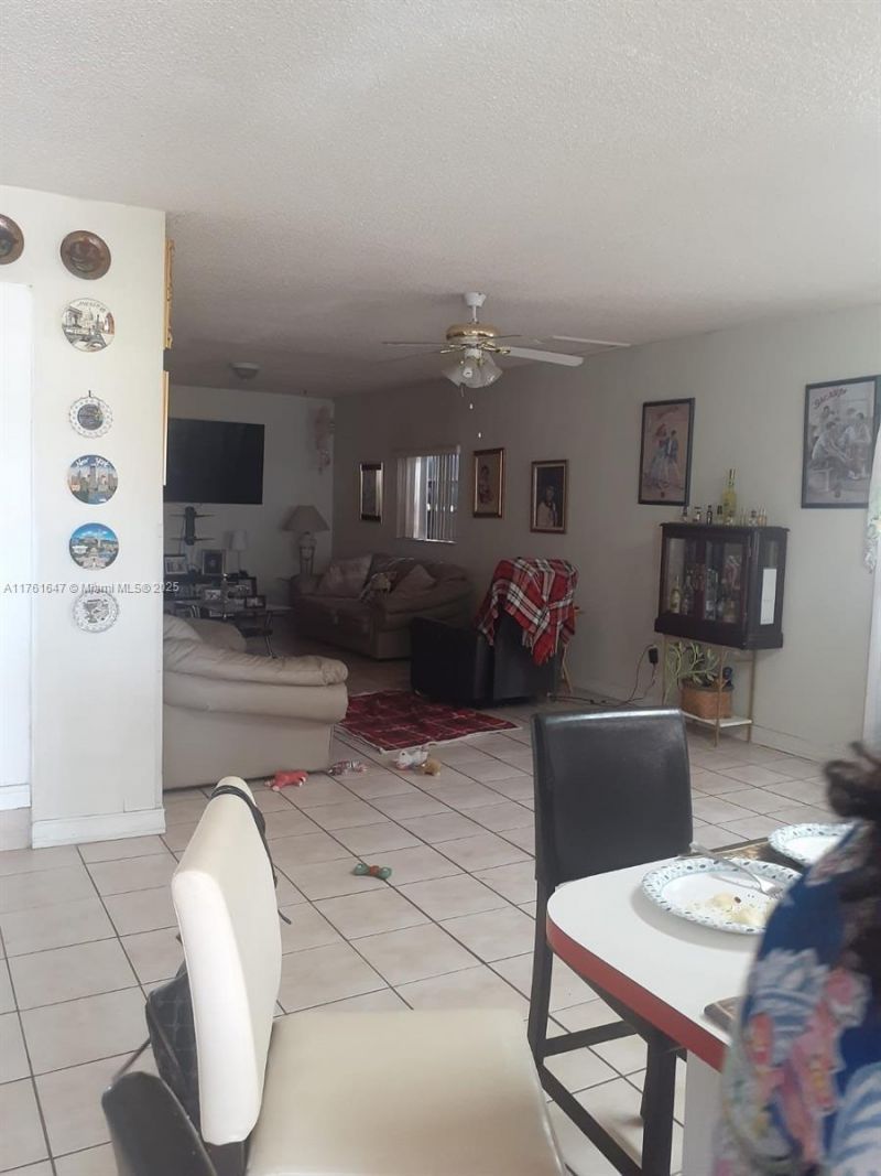 625 E 28th St, Hialeah, FL 33013 Photo
