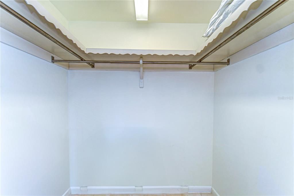 5220 Brittany Drive S, Unit 807, Saint Petersburg, FL 33715 Photo