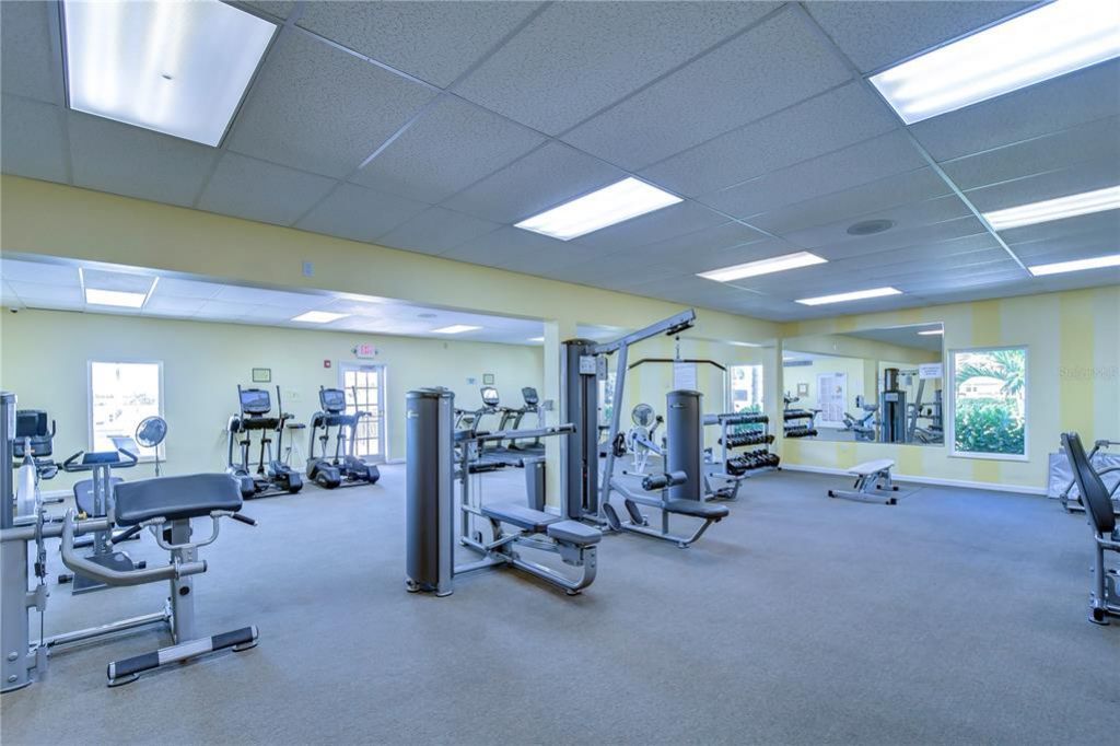 5220 Brittany Drive S, Unit 807, Saint Petersburg, FL 33715 Photo