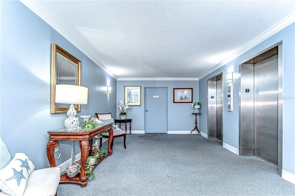 5220 Brittany Drive S, Unit 807, Saint Petersburg, FL 33715 Photo