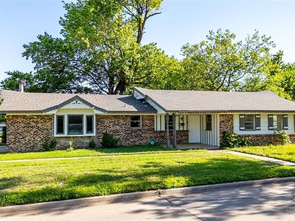 3201 Longridge Road, Del City, OK 73115