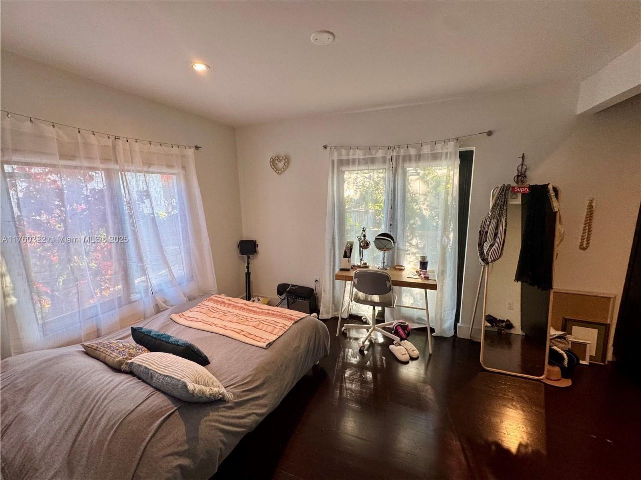 7020 NE 5th Ave, Miami, FL 33138 Photo