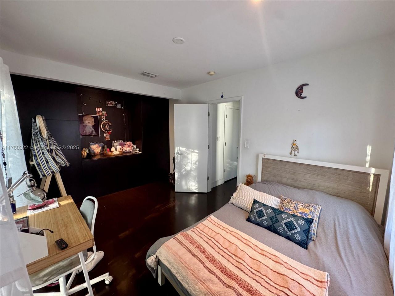 7020 NE 5th Ave, Miami, FL 33138 Photo