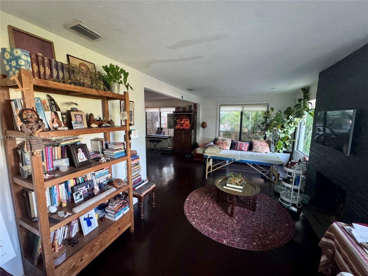 7020 NE 5th Ave, Miami, FL 33138 Photo