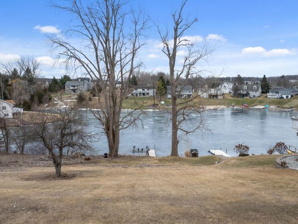 14391 Killybegs Lane, Cement City, MI 49233