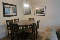 6000 Windsor Green Way photo 4