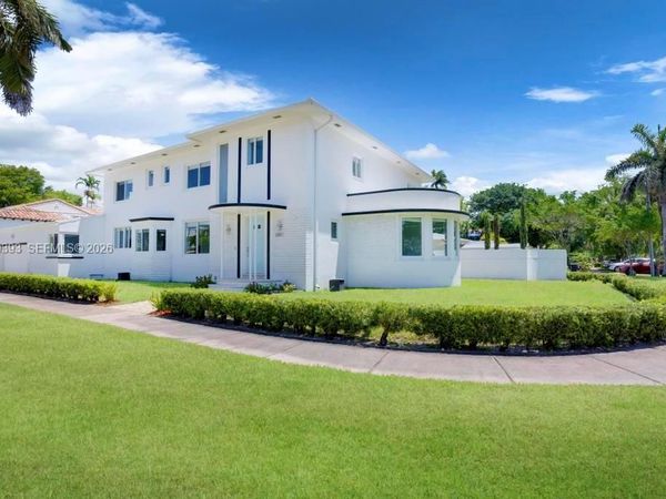 5861 La Gorce Dr, Miami Beach, FL 33140
