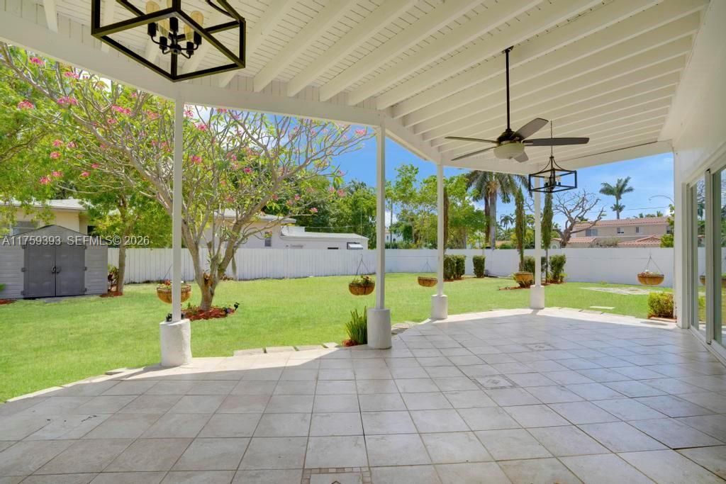 5861 La Gorce Dr, Miami Beach, FL 33140 Photo