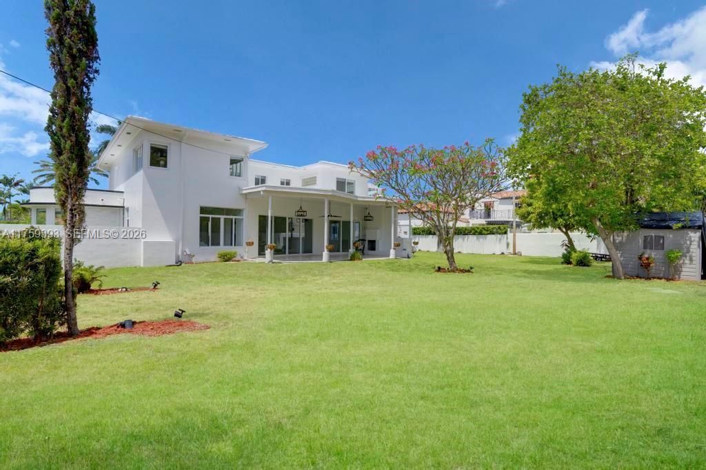 5861 La Gorce Dr, Miami Beach, FL 33140 Photo