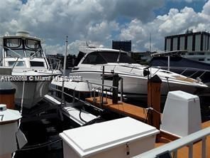 100 W Golden Isles Dr, Unit 811, Hallandale Beach, FL 33009 Photo