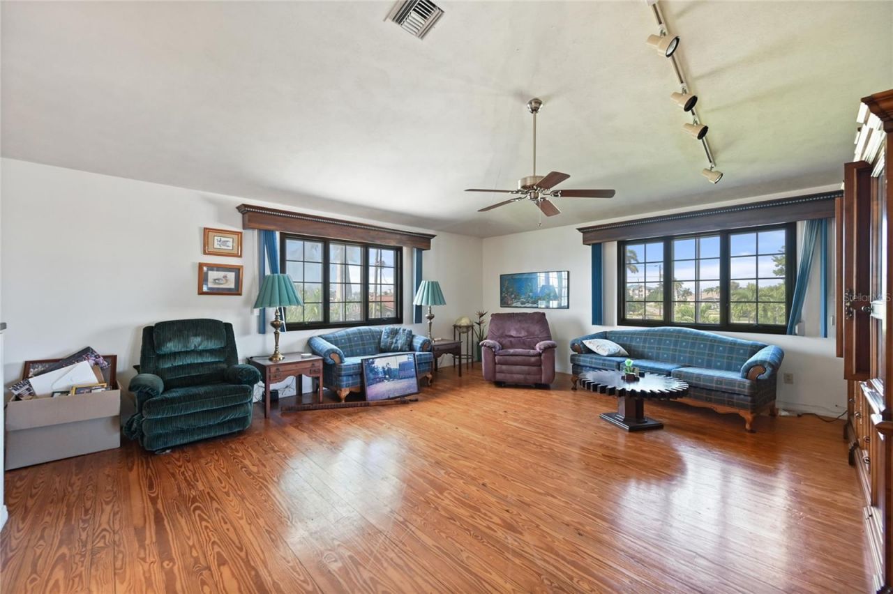 103 Tahiti Circle, Naples, FL 34113 Photo