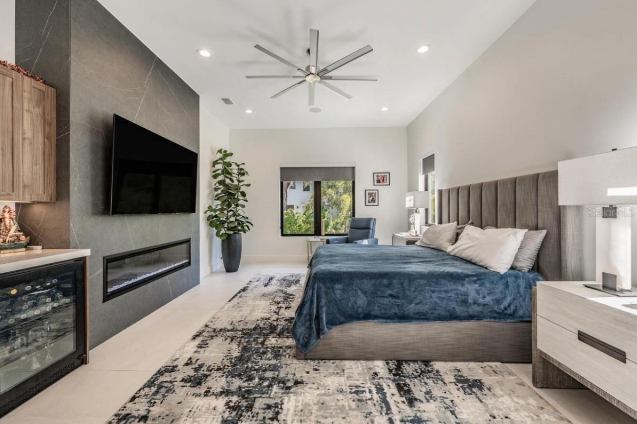 212 S Renellie Drive, Tampa, FL 33609 Photo