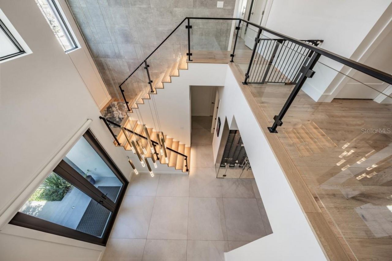 212 S Renellie Drive, Tampa, FL 33609 Photo