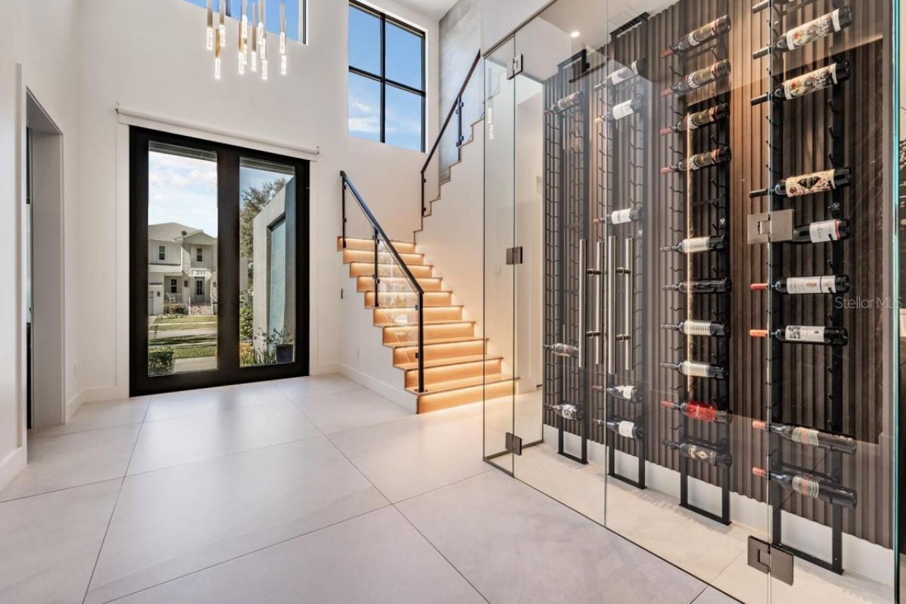 212 S Renellie Drive, Tampa, FL 33609 Photo