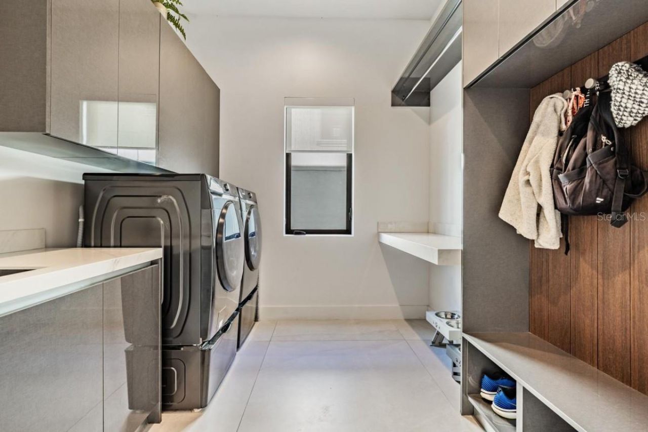 212 S Renellie Drive, Tampa, FL 33609 Photo