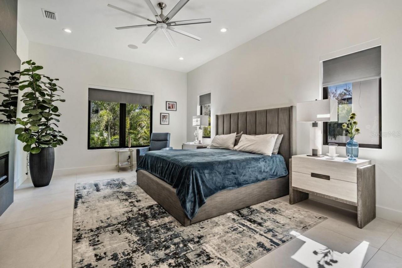 212 S Renellie Drive, Tampa, FL 33609 Photo