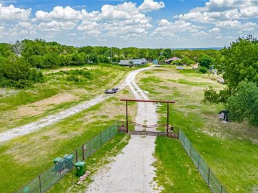 5944 Tenderfoot Trail, Fort Worth, TX 76135
