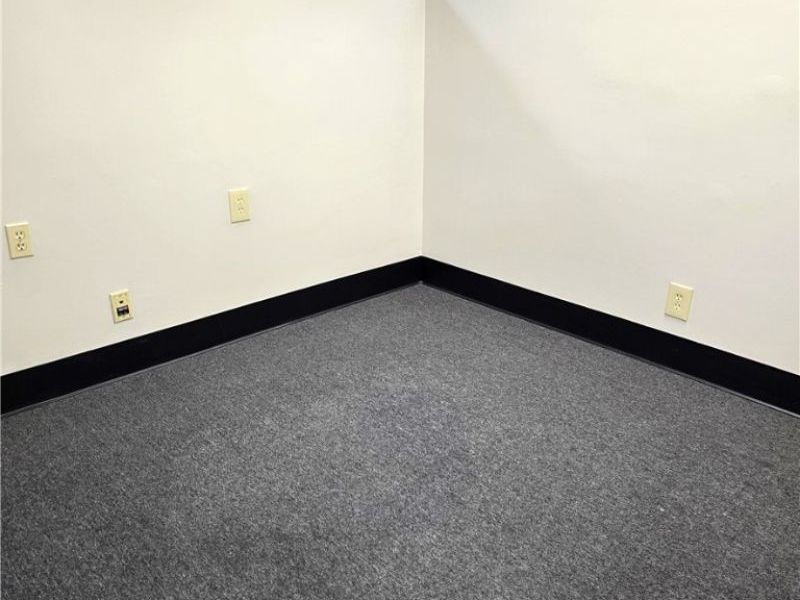 7379 Pearl Road, Middleburg Heights, OH 44130 Photo 10