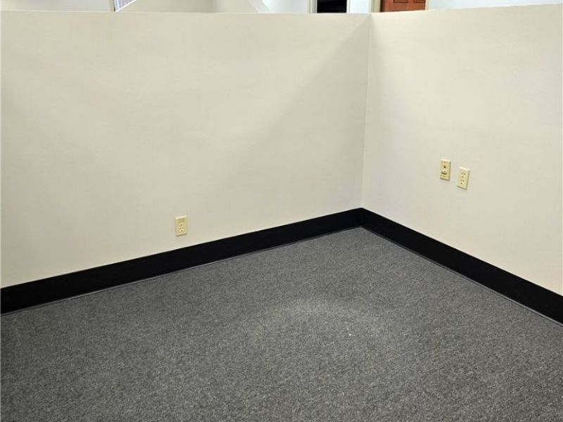 7379 Pearl Road, Middleburg Heights, OH 44130 Photo 12