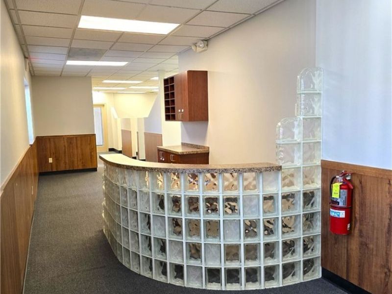 7379 Pearl Road, Middleburg Heights, OH 44130 Photo 2