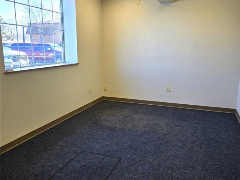 7379 Pearl Road, Middleburg Heights, OH 44130 Photo 5