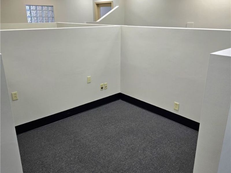 7379 Pearl Road, Middleburg Heights, OH 44130 Photo 9