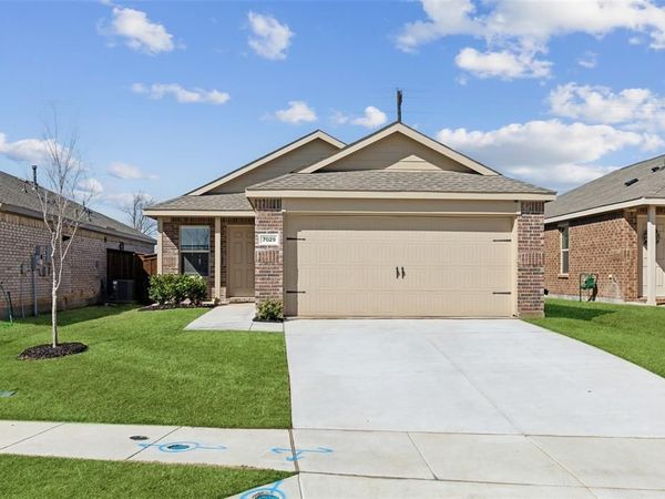 7029 Adderly Road, Pilot Point, TX 76258