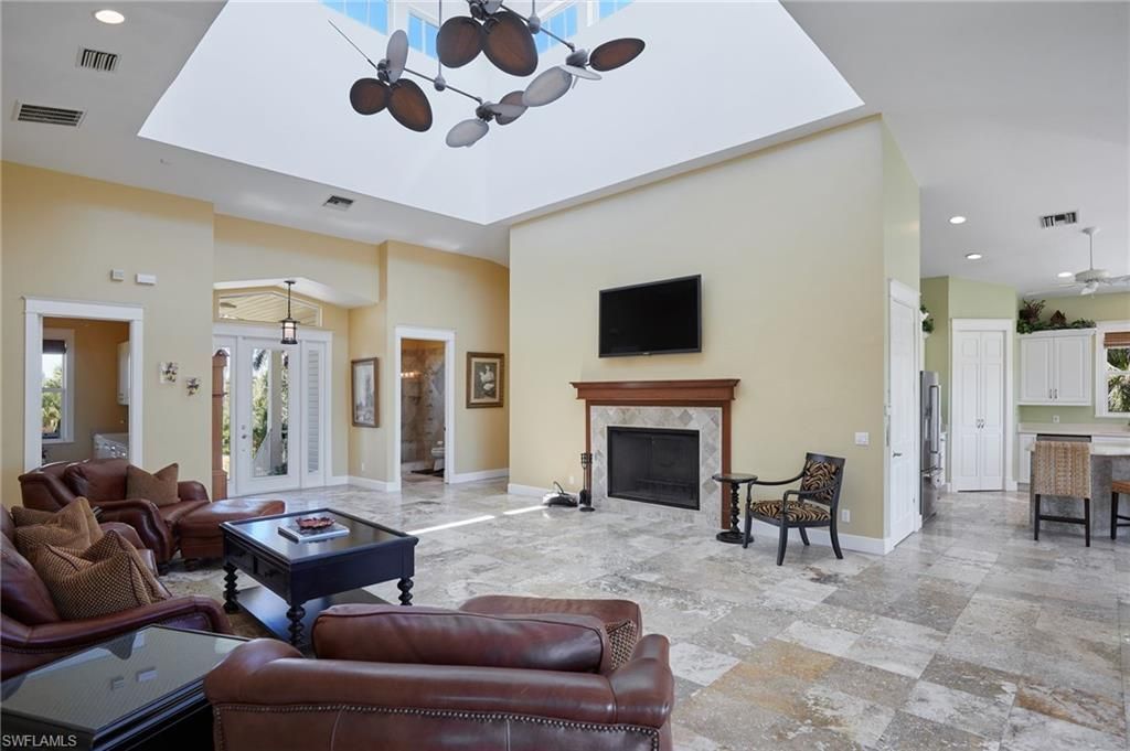 18481 Pioneer Rd, Fort Myers, FL 33908 Photo