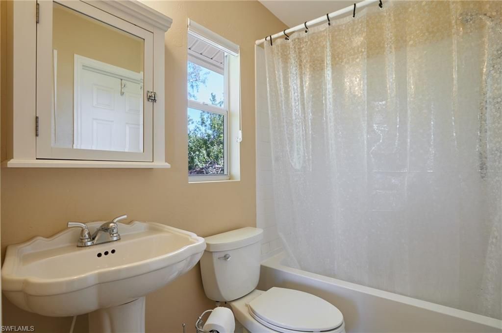 18481 Pioneer Rd, Fort Myers, FL 33908 Photo