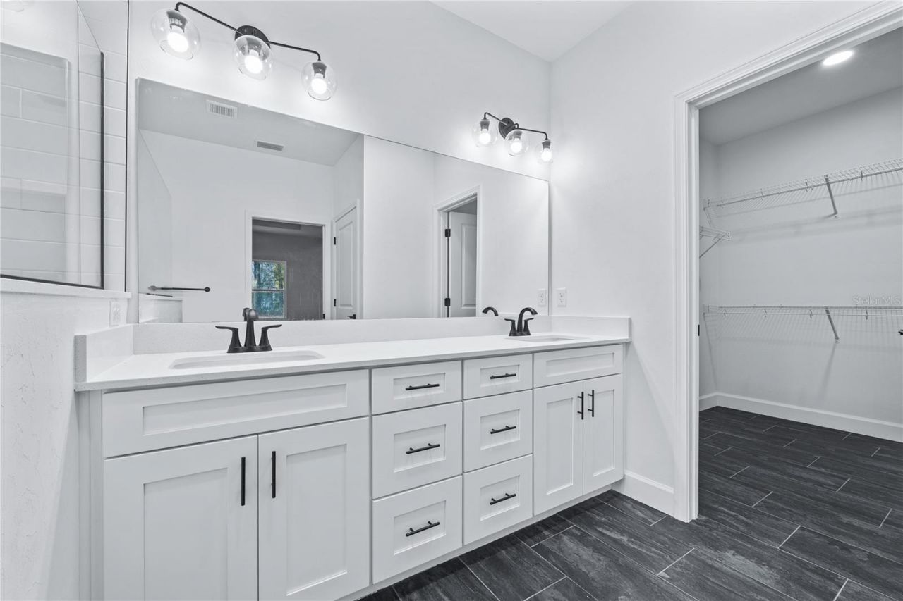 6682 SW 10th Lane, Gainesville, FL 32607 Photo