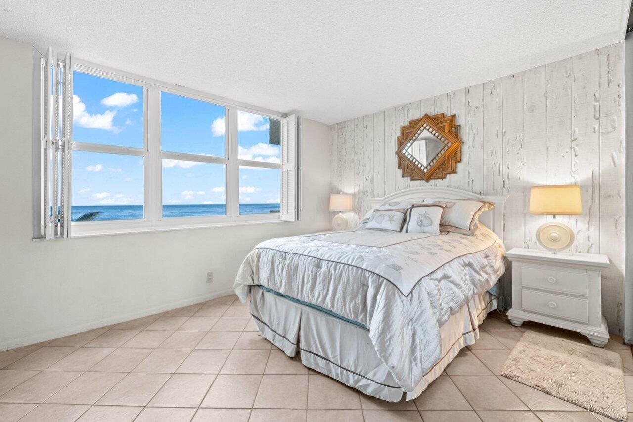 5440 N Ocean Drive, Unit 206, Singer Island, FL 33404 Photo