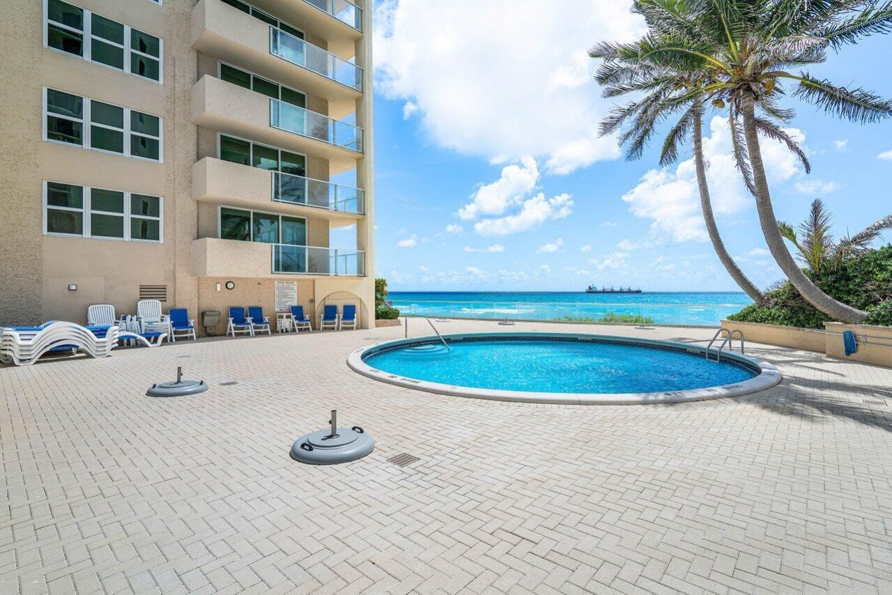 5440 N Ocean Drive, Unit 206, Singer Island, FL 33404 Photo