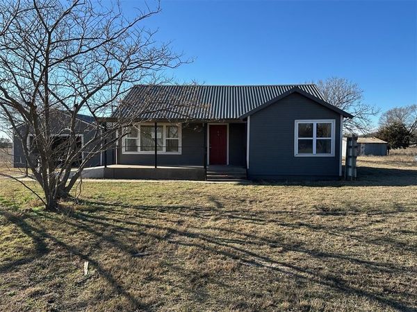 17262 E 1150 Road, Sweetwater, OK 73666