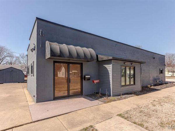 424 N College Street, Centralia, IL 62801
