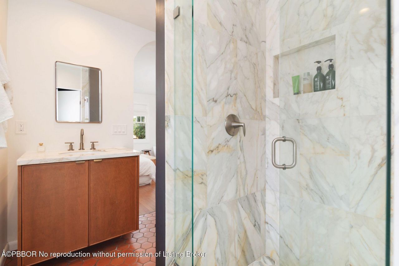 306 Marlborough Place, West Palm Beach, FL 33405 Photo