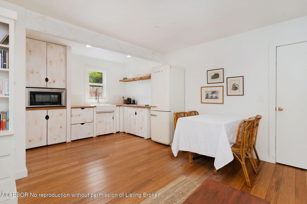 306 Marlborough Place, West Palm Beach, FL 33405 Photo