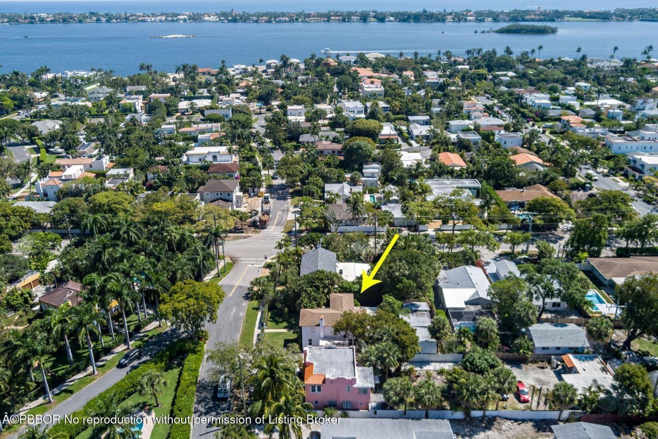 306 Marlborough Place, West Palm Beach, FL 33405 Photo