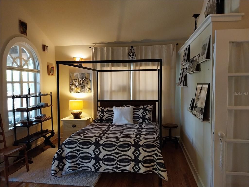 524 Columbia Court, Sarasota, FL 34236 Photo