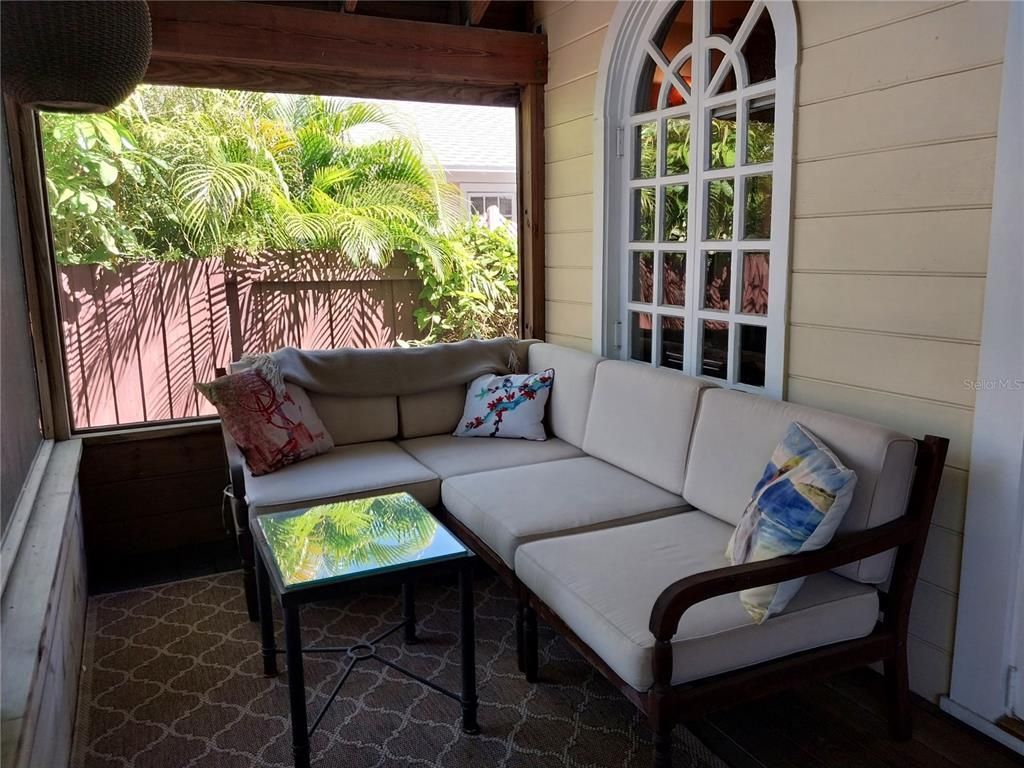 524 Columbia Court, Sarasota, FL 34236 Photo