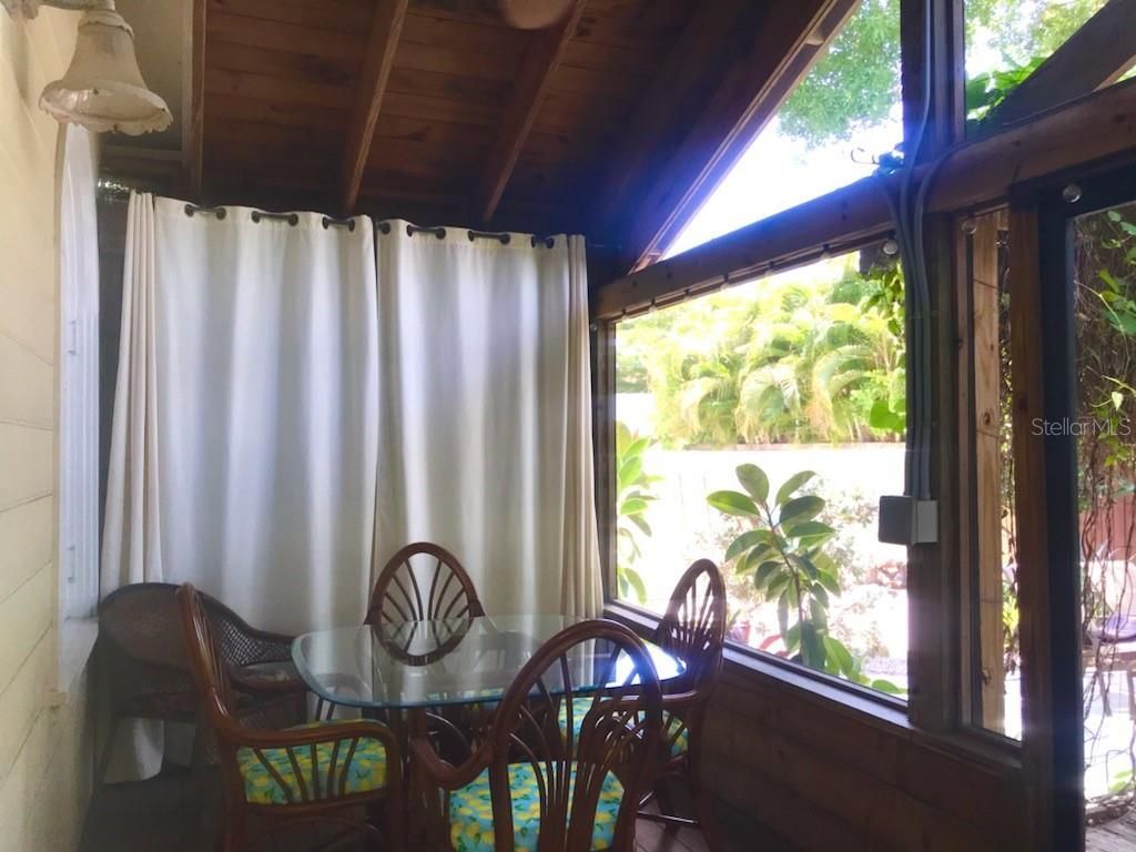 524 Columbia Court, Sarasota, FL 34236 Photo